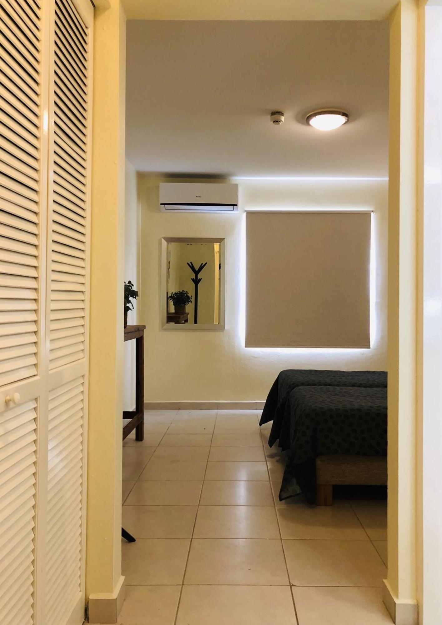 # Blue Bay Beach - Ocean View Apartments - Fully Air Conditioned # Exterior foto