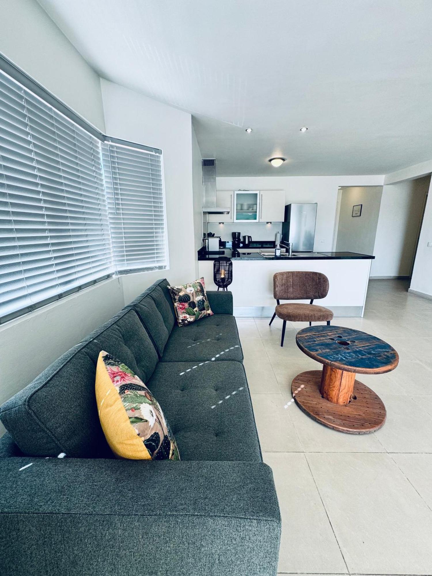 # Blue Bay Beach - Ocean View Apartments - Fully Air Conditioned # Exterior foto